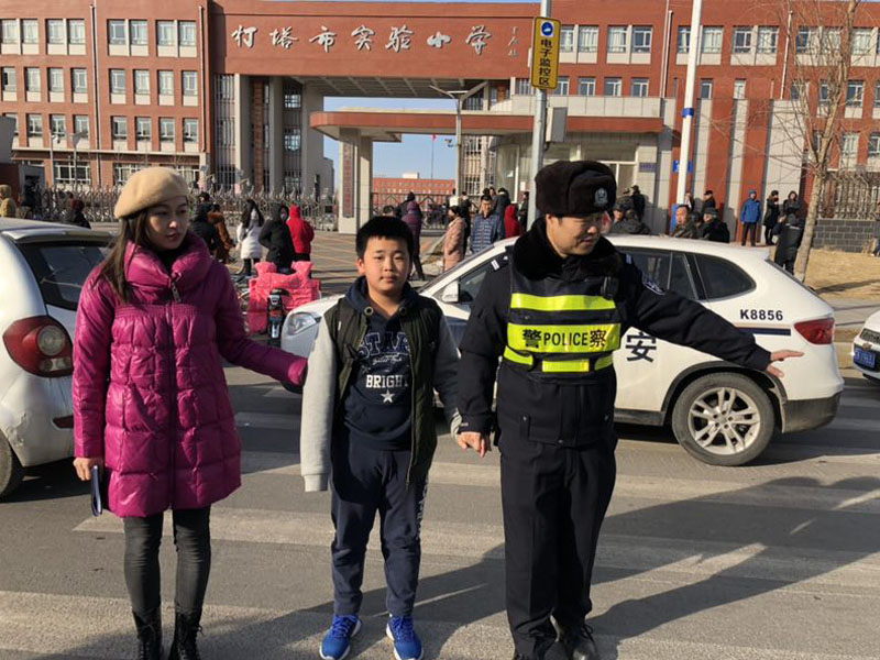 【今天我當(dāng)班】體驗交警的一天 緊張忙碌是常態(tài)