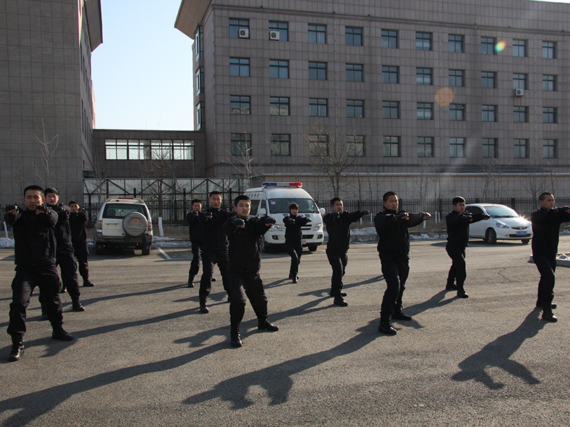 配榜樣：日常開(kāi)展訓(xùn)練