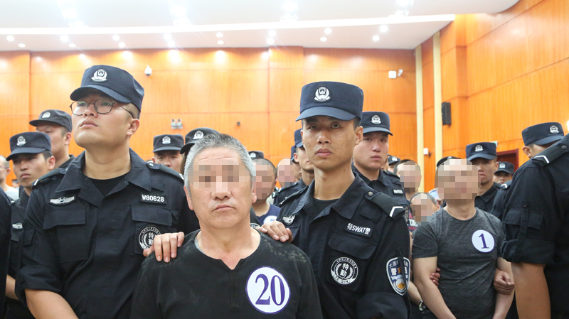 配文1：宣判現(xiàn)場(chǎng)