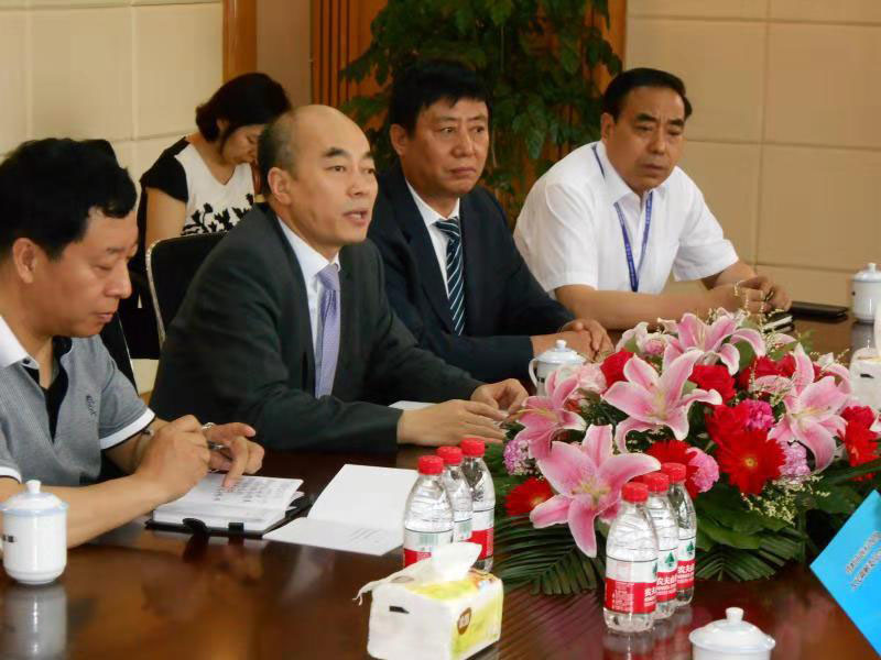 陳立堅(jiān)　右一