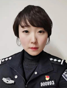 盤(pán)錦市公安局雙臺(tái)子分局政治處民警  劉妍宏 