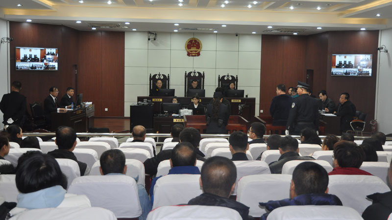 開(kāi)庭審理惡勢(shì)力集團(tuán)犯罪案件