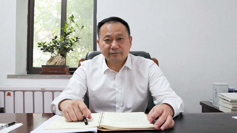 著力構(gòu)建新體系 激活平安“一池水”——專訪本溪市委常委、政法委書記徐勝