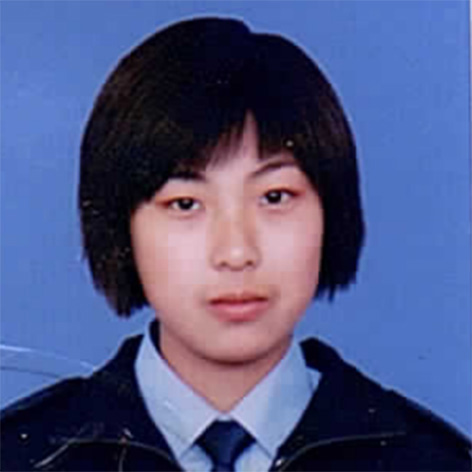 李冰15年前照片