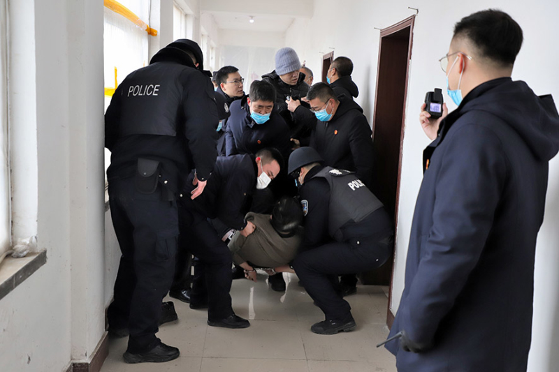 凌海市法院對(duì)一起金融借款合同糾紛案開展強(qiáng)制執(zhí)行。