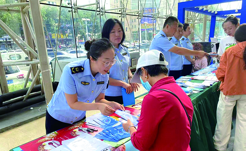 朝陽市“3·15金秋購物節(jié)”公益活動(dòng)現(xiàn)場(chǎng)