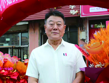 6-4——劉占民 營口市西市區(qū)劉占民熟食店經營者