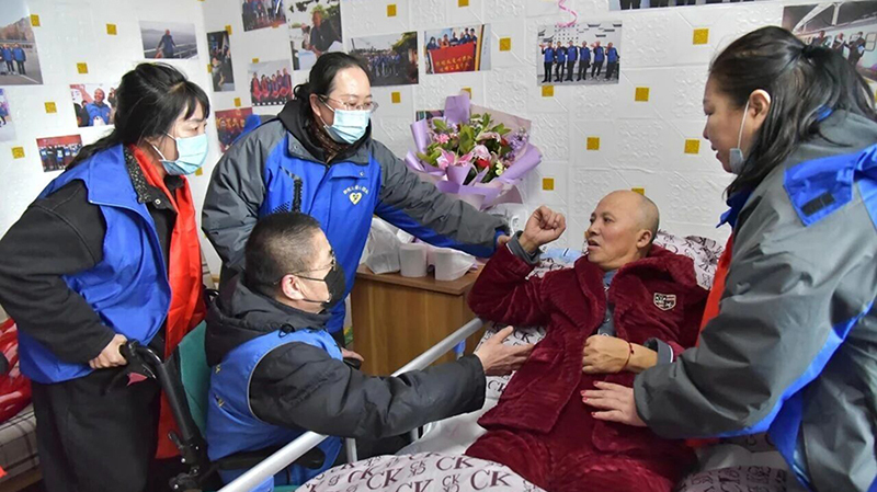 鞍山市振峰公益團(tuán)隊(duì)