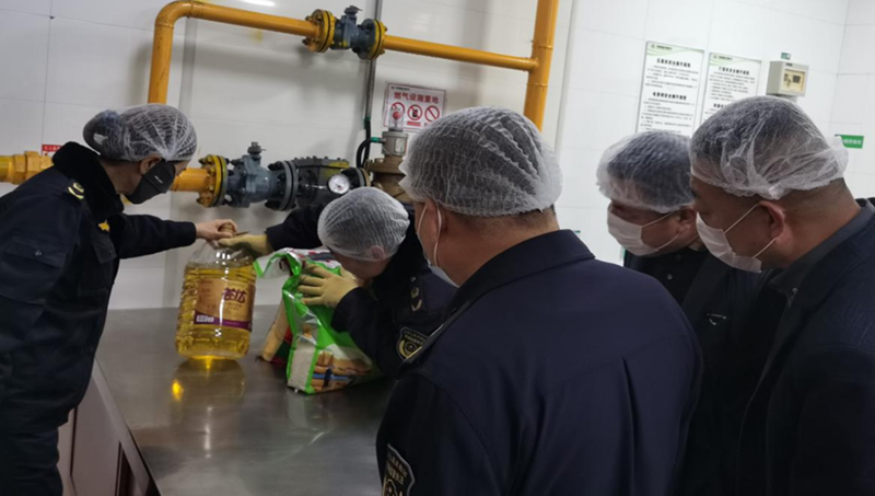 （可不發(fā)）執(zhí)法人員核對油等物品的進貨渠道